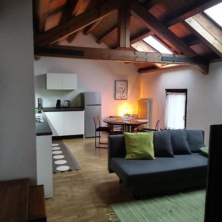 Il Vicolo_Carinissimo Appartamento In Centro Storico, Zona Giorno Mansardata ベッルーノ エクステリア 写真