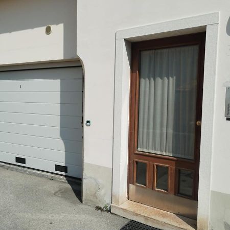 Il Vicolo_Carinissimo Appartamento In Centro Storico, Zona Giorno Mansardata ベッルーノ エクステリア 写真