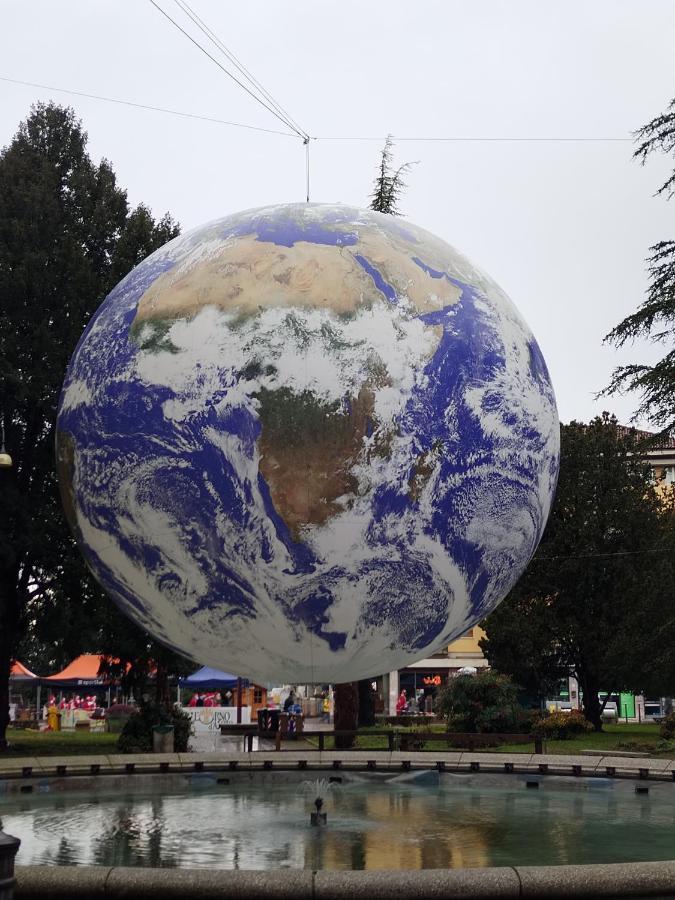 Il Vicolo_Carinissimo Appartamento In Centro Storico, Zona Giorno Mansardata ベッルーノ エクステリア 写真