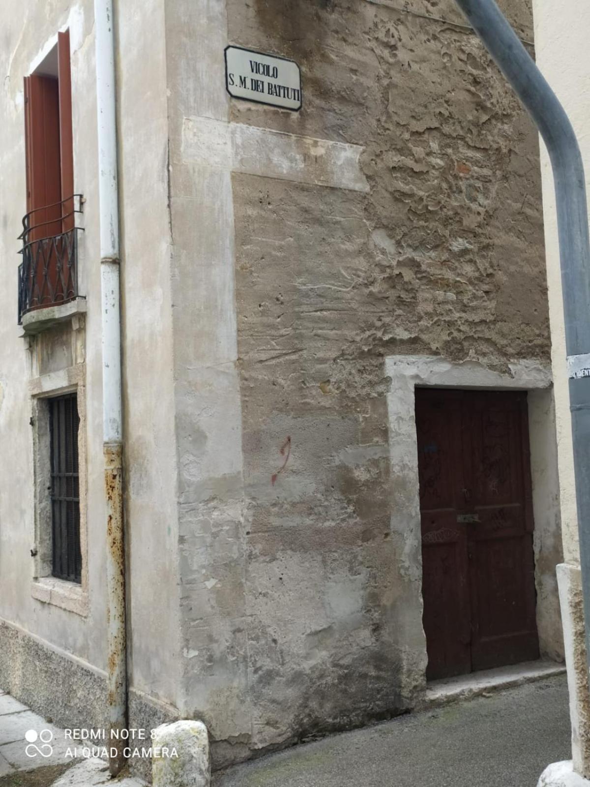 Il Vicolo_Carinissimo Appartamento In Centro Storico, Zona Giorno Mansardata ベッルーノ エクステリア 写真